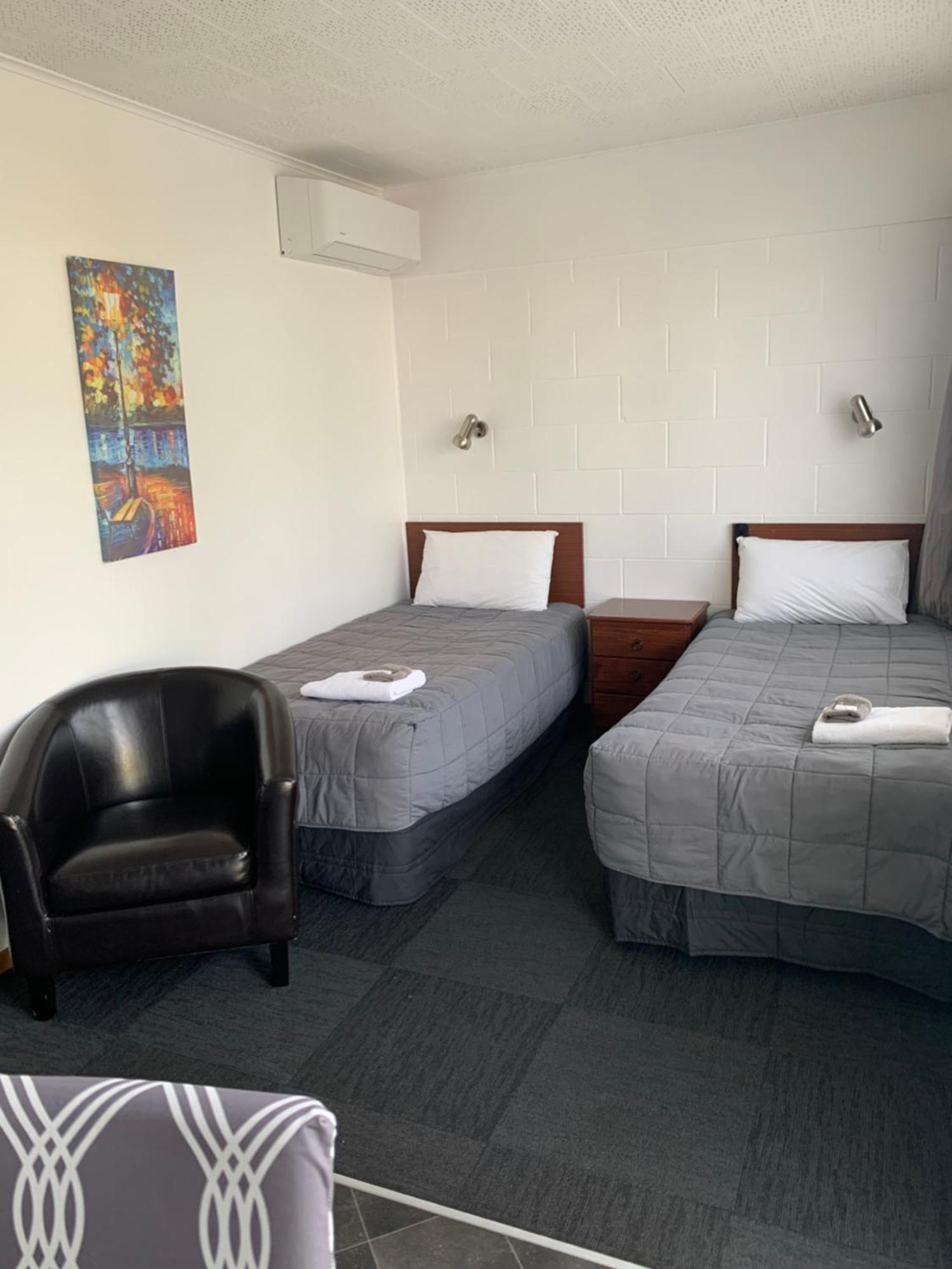 Brooklyne Motel Sanson Luaran gambar