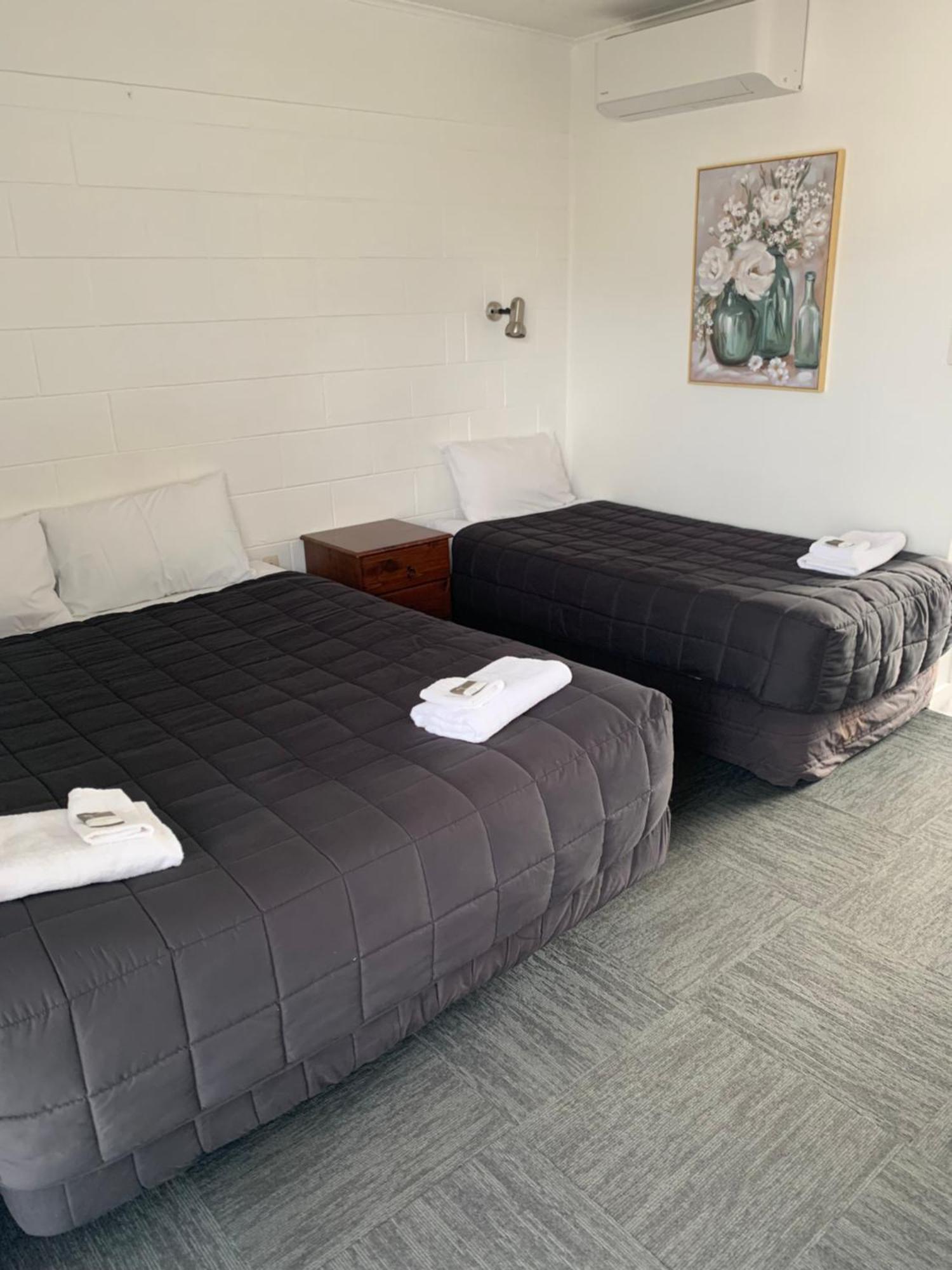 Brooklyne Motel Sanson Luaran gambar